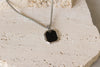 Collar Medalla Geométrica Negra