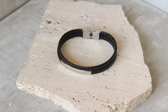 Pulsera Doble Cuero Negra