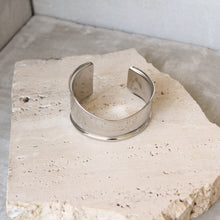  Pulsera Súper Gruesa Plateada