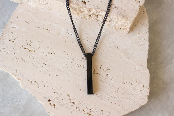 Collar Colgante Rectangular Negro