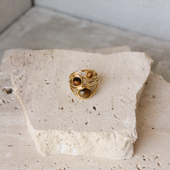 Anillo Irregular Triple Piedra Natural Café