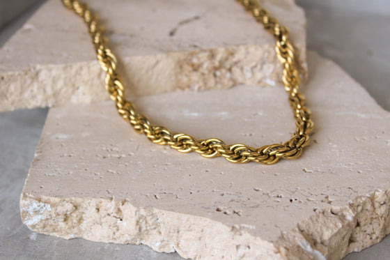 Collar Torcido Chunky