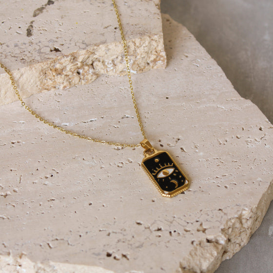Collar Medalla Rectangular Evil Eye Negro