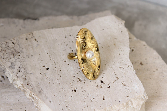 Anillo Ovalado con Perla