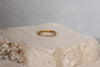Anillo Dorado Triangular Circonias