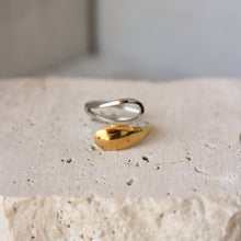  Anillo Entrelazado Irregular Dos Tonos