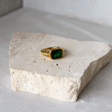  Anillo Torcido Con Piedra Verde