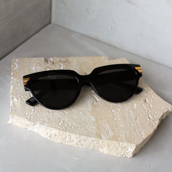 Lentes Cat Eye Negros con Detalle