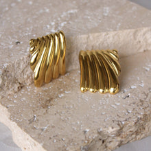  Aretes Geométricos Curveados