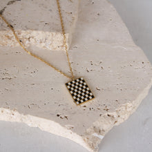  Collar Checkerboard