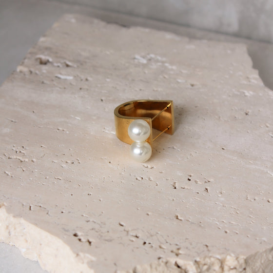 Anillo Retro Con Perlas