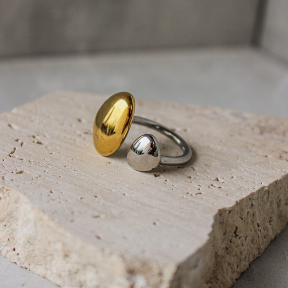 Anillo Irregular Dos Tonos