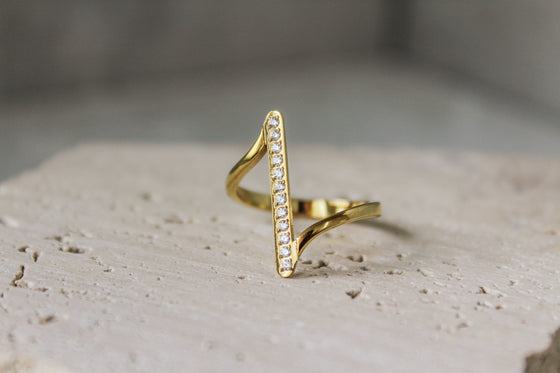 Anillo Irregular Circonias