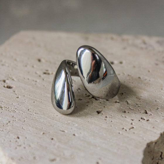 Anillo Entrelazado Chunky Plateado