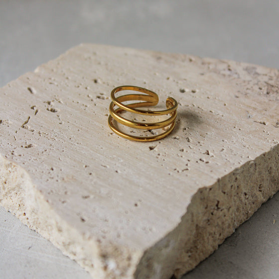 Anillo Triple Dorado