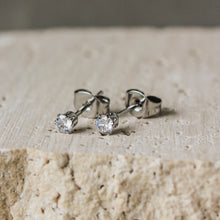  Studs Circonia Mini Redonda Plateada